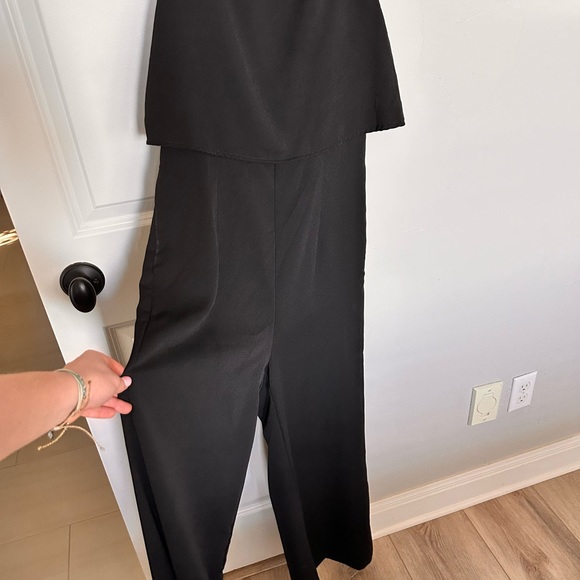 Black jumpsuit with pockets - Picture 3 of 11
